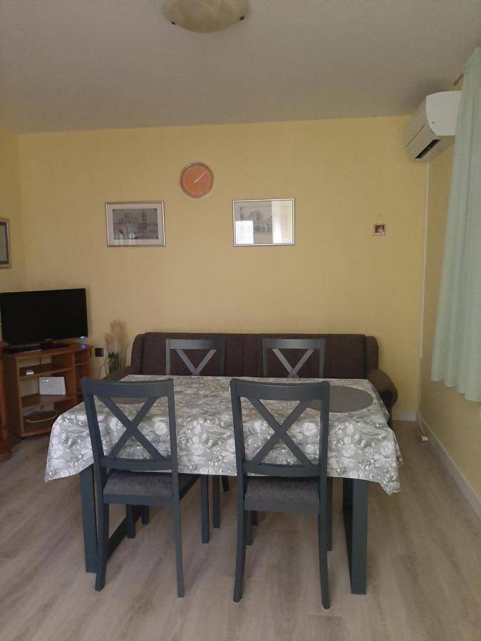 Erik&Dani Apartment Zadar Eksteriør bilde