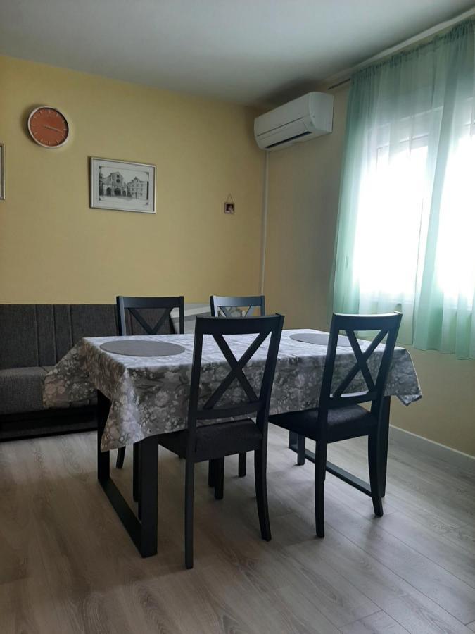 Erik&Dani Apartment Zadar Eksteriør bilde